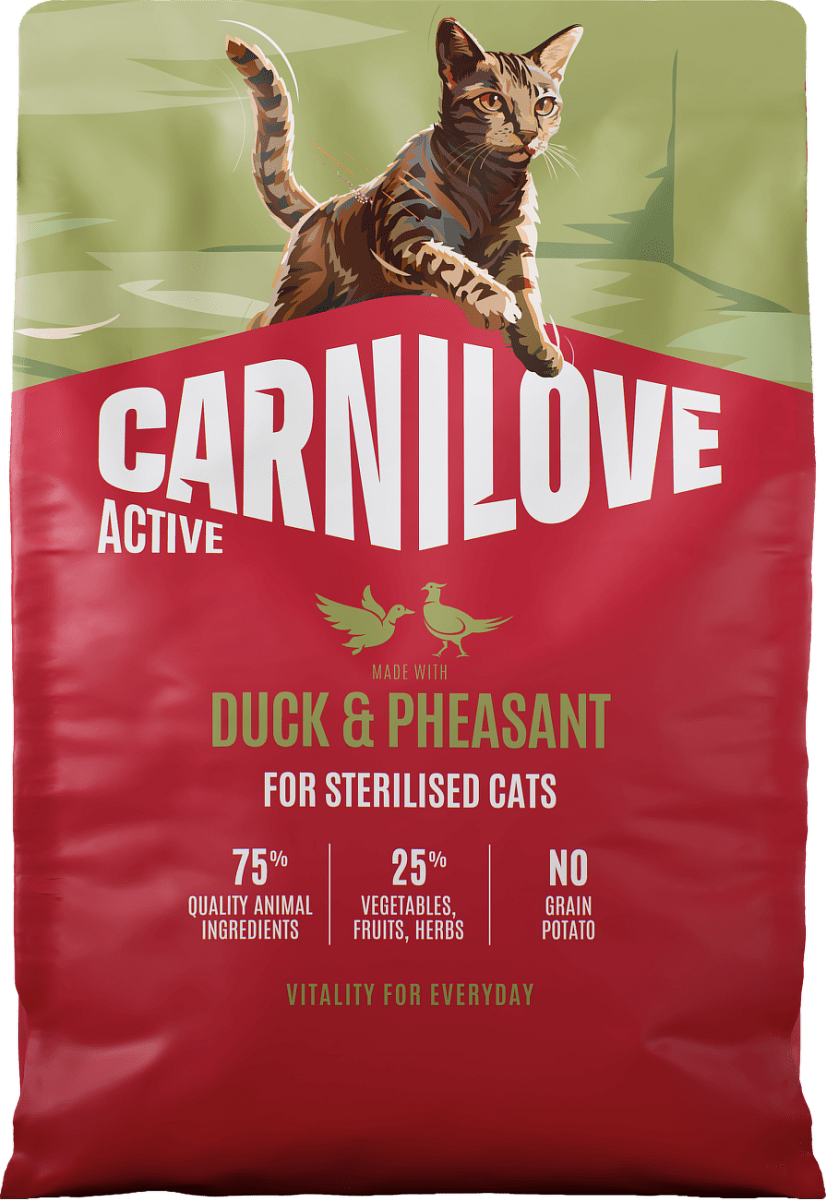 Granule CARNILOVE Active pro sterilizované kočky kachna a bažant 2 kg